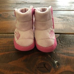 Northface girls winter booties